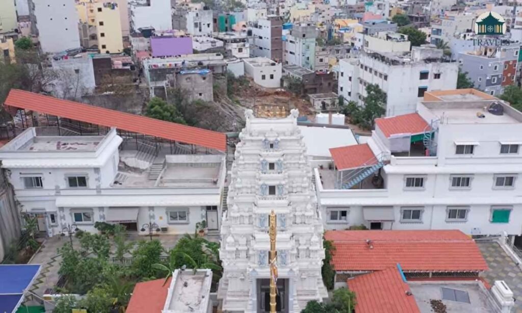 deities-worshipped-at-the-temple