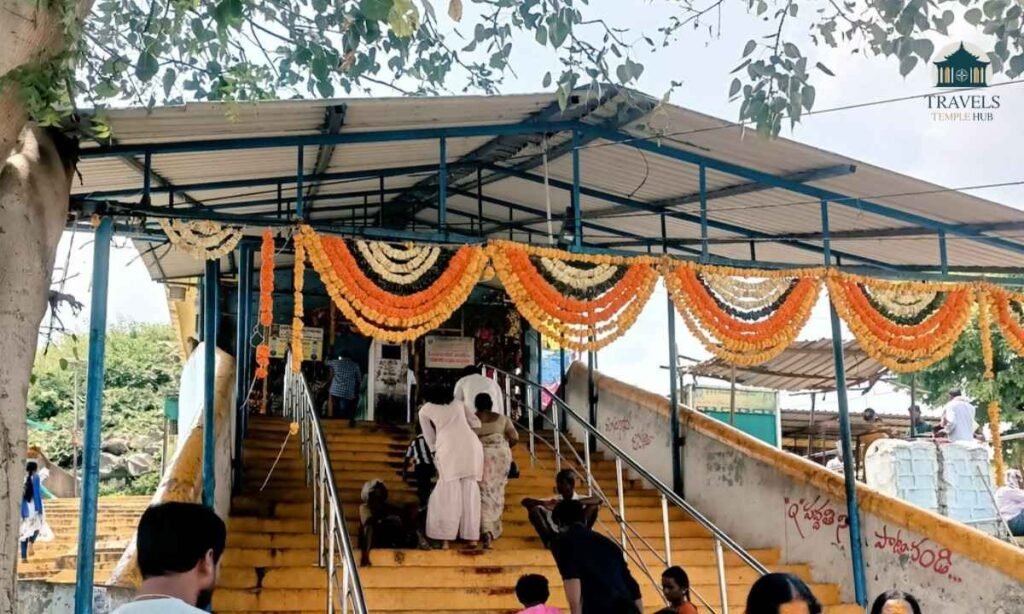 how-to-reach-kondapochamma-temple