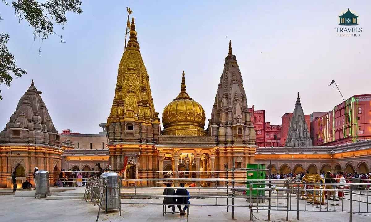 kashi-vishwanath-temple-visit-guide-timings-tips-and-flights